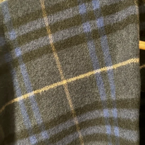 NWT- Burberry Navy and Chestnut Plaid Check Date Night Cape Wrap - Picture 7 of 10